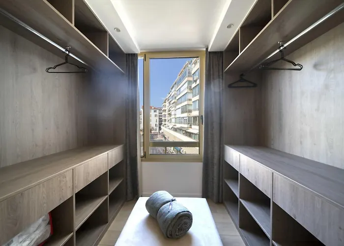 Appartement Ref 1295 - Croisette - Sea View For Rent *