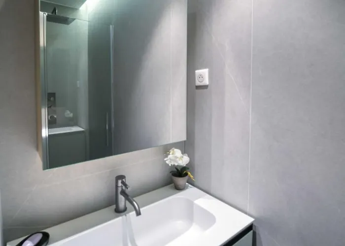 Ref 1295 - Croisette - Sea View For Rent Appartamento *